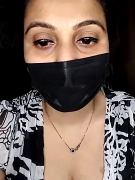 Snapshot of Horny_Shalu chatting on April 11, 2026, 7:16 am Horny Shalu online show from April 11, 2026, 7:16 am