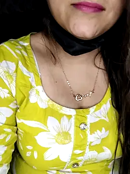 Snapshot of Horny_Shalu chatting on March 11, 2026, 6:51 am Horny Shalu online show from March 11, 2026, 6:51 am