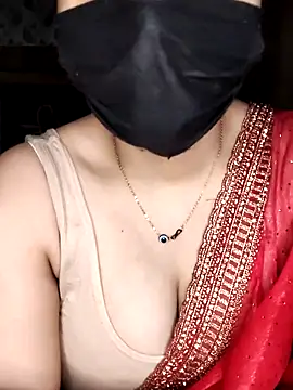 Snapshot of Horny_Shalu chatting on March 19, 2026, 10:15 am Horny Shalu online show from March 19, 2026, 10:15 am