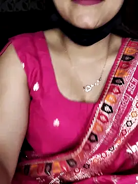 Snapshot of Horny_Shalu chatting on March 6, 2026, 6:14 pm Horny Shalu online show from March 6, 2026, 6:14 pm