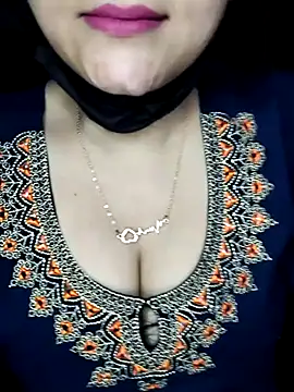 Snapshot of Horny_Shalu chatting on March 7, 2026, 7:59 am Horny Shalu online show from March 7, 2026, 7:59 am