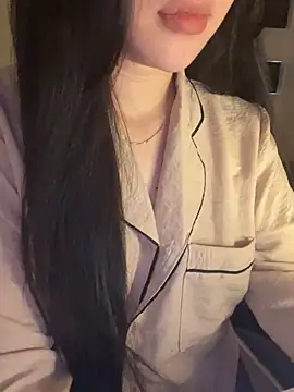 Snapshot of Nancy68 chatting on March 17, 2026, 5:43 am Nancy68 online show from March 17, 2026, 5:43 am