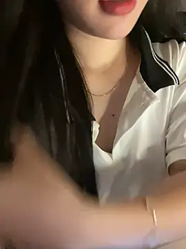 Snapshot of Nancy68 chatting on April 4, 2026, 4:52 am Nancy68 online show from April 4, 2026, 4:52 am