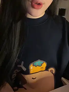 Snapshot of Nancy68 chatting on April 13, 2026, 5:33 am Nancy68 online show from April 13, 2026, 5:33 am