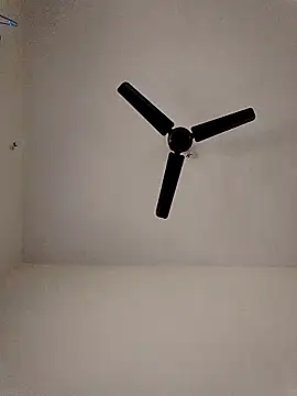 shreyas79 online show from October 6, 2025, 8:37 am