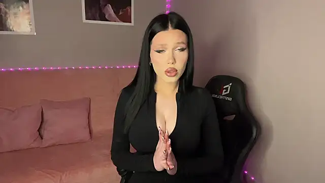 mistress of hearts online show from September 28, 2025, 4:58 pm