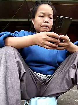 Snapshot of Rioo122 chatting on October 29, 2025, 5:50 am Rioo122 online show from October 29, 2025, 5:50 am