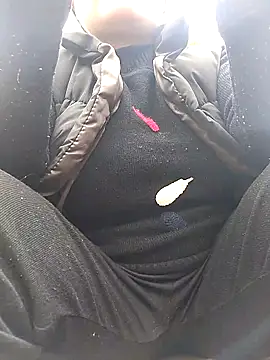 Rioo122 online show from November 21, 2025, 6:01 am