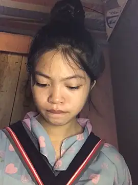 Thy00   online show from October 13, 2025, 2:46 am