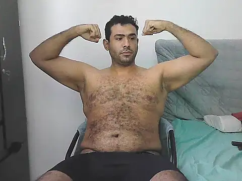 morenocabro10 online show from April 26, 2026, 5:32 pm