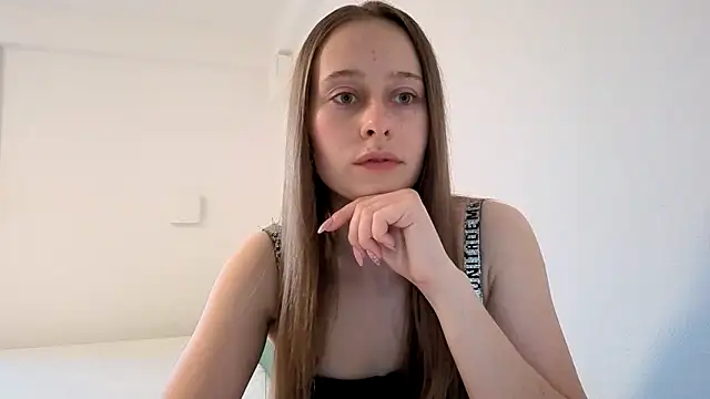 Snapshot of Kisacka chatting on April 19, 2026, 5:03 pm Kisacka online show from April 19, 2026, 5:03 pm