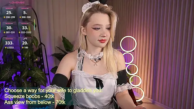 LauraWifeness online show from October 12, 2025, 6:04 am