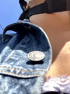 Snapshot of Mei-Mei89 chatting on September 15, 2025, 3:51 am Mei-Mei89 online show from September 15, 2025, 3:51 am