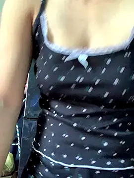 Snapshot of Mei-Mei89 chatting on September 30, 2025, 1:11 am Mei-Mei89 online show from September 30, 2025, 1:11 am