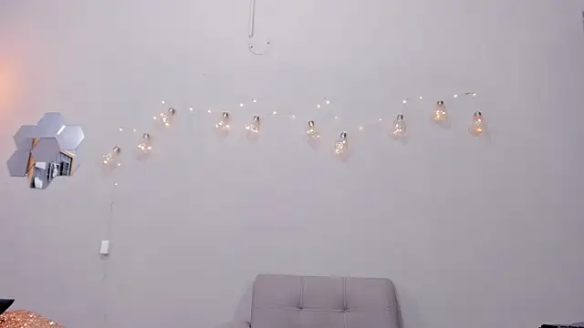 alianim online show from March 12, 2026, 4:51 am