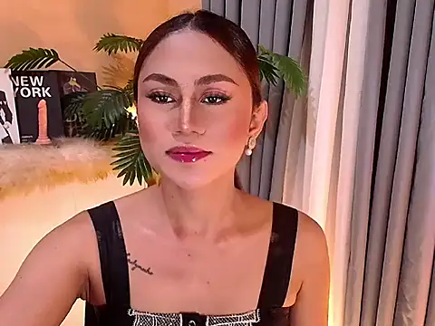 HOTkendraCumXxx online show from February 28, 2026, 2:39 pm