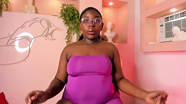 Snapshot of NanyMoreno chatting on November 7, 2025, 12:42 pm NanyMoreno online show from November 7, 2025, 12:42 pm