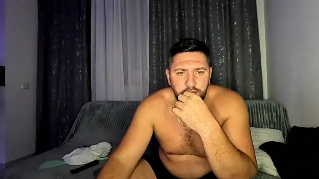 Gold Alpha Boy online show from September 16, 2025, 8:21 pm