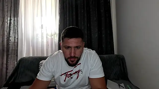 Gold Alpha Boy online show from September 13, 2025, 8:47 am