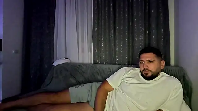 Gold Alpha Boy online show from September 27, 2025, 7:31 pm