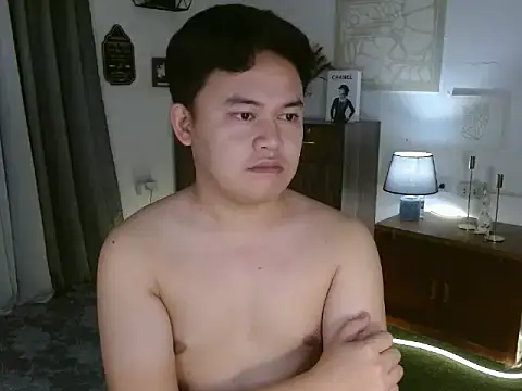 Snapshot of annocentboy chatting on October 29, 2025, 2:16 pm annocentboy online show from October 29, 2025, 2:16 pm