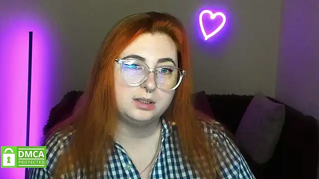 Alicia love00 online show from December 5, 2025, 6:23 am