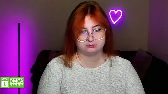 Alicia love00 online show from October 3, 2025, 5:31 am