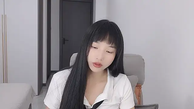 Lisa-3333 online show from September 8, 2025, 2:16 pm