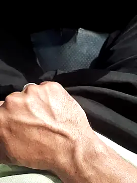 Snapshot of randheerthakur_ chatting on January 15, 2026, 6:50 am randheerthakur online show from January 15, 2026, 6:50 am