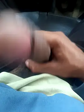 Snapshot of randheerthakur_ chatting on February 12, 2026, 7:41 am randheerthakur online show from February 12, 2026, 7:41 am