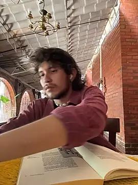 Luxx 14 online show from September 29, 2025, 6:13 pm