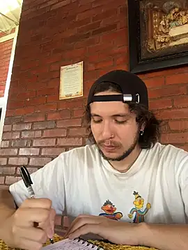 Luxx 14 online show from February 24, 2026, 3:02 pm