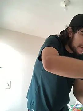 Luxx 14 online show from March 22, 2026, 3:13 pm