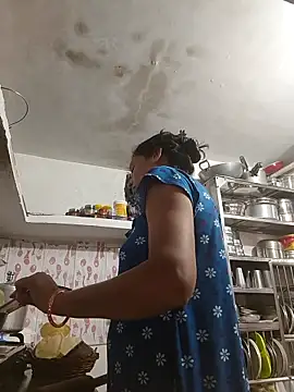 ISHANI-SINGH online show from October 28, 2025, 4:06 pm