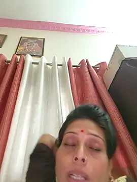 ISHANI-SINGH online show from December 5, 2025, 11:42 am