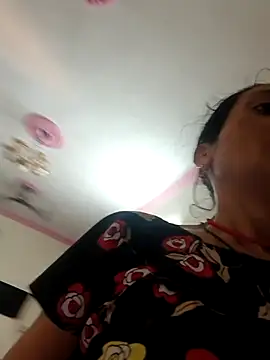 Snapshot of ISHANI-SINGH chatting on April 10, 2026, 2:51 am ISHANI-SINGH online show from April 10, 2026, 2:51 am