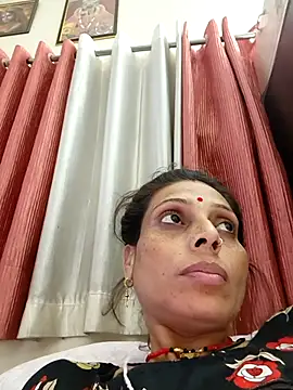 Snapshot of ISHANI-SINGH chatting on April 9, 2026, 2:45 pm ISHANI-SINGH online show from April 9, 2026, 2:45 pm