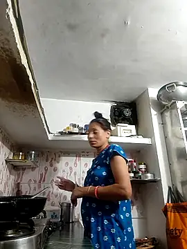 Snapshot of ISHANI-SINGH chatting on April 28, 2026, 2:54 pm ISHANI-SINGH online show from April 28, 2026, 2:54 pm
