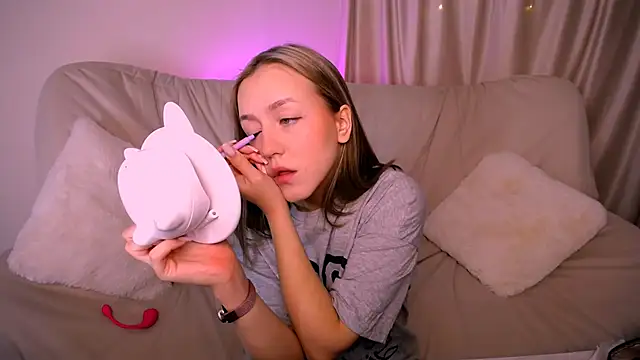 Snapshot of CindySparkl chatting on March 2, 2026, 4:57 am CindySparkl online show from March 2, 2026, 4:57 am