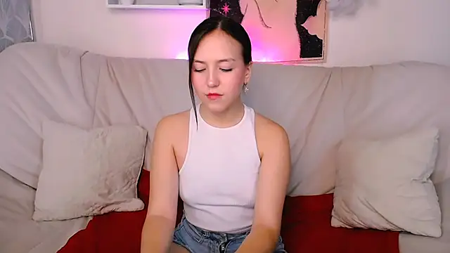 CindySparkl online show from September 11, 2025, 6:13 am