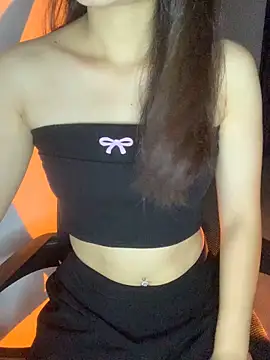 Snapshot of Tinasx56 chatting on October 2, 2025, 4:10 pm Tinasx56 online show from October 2, 2025, 4:10 pm