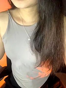 Tinasx56 online show from November 12, 2025, 3:38 pm