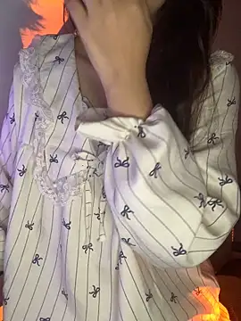 Snapshot of Tinasx56 chatting on September 21, 2025, 9:42 pm Tinasx56 online show from September 21, 2025, 9:42 pm