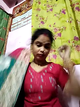 Snapshot of Cut_ragni chatting on November 15, 2025, 12:14 am Cut ragni online show from November 15, 2025, 12:14 am