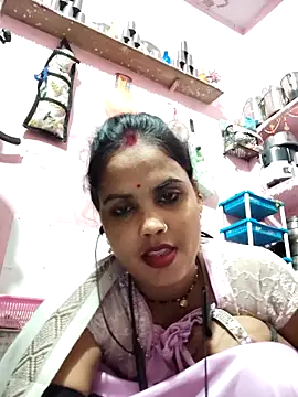 Snapshot of Cut_ragni chatting on November 10, 2025, 6:02 pm Cut ragni online show from November 10, 2025, 6:02 pm