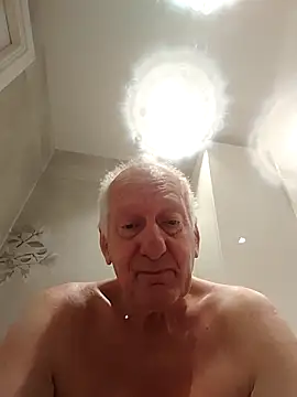 Snapshot of Solek56 chatting on November 24, 2025, 8:14 am Solek56 online show from November 24, 2025, 8:14 am