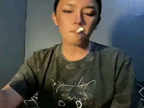 Snapshot of Claudia_Johnson chatting on December 18, 2025, 5:34 am Claudia Johnson online show from December 18, 2025, 5:34 am