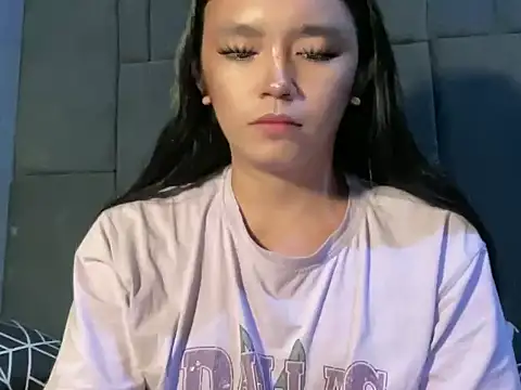 Snapshot of Claudia_Johnson chatting on November 4, 2025, 6:33 pm Claudia Johnson online show from November 4, 2025, 6:33 pm