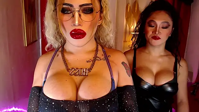 Snapshot of Goddess_Maliya chatting on May 28, 2026, 6:21 am Goddess Maliya online show from May 28, 2026, 6:21 am