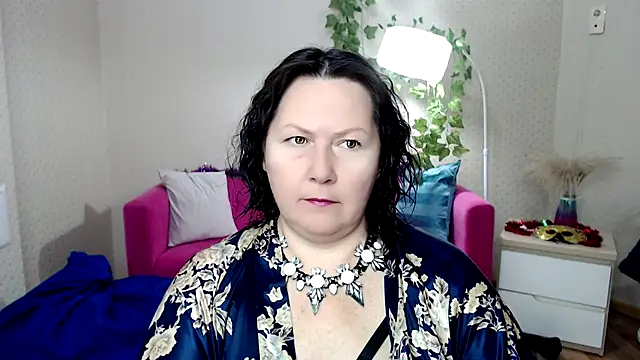 Snapshot of milf_hornys chatting on November 28, 2025, 4:40 pm milf hornys online show from November 28, 2025, 4:40 pm